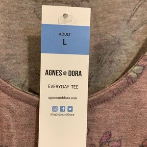 Agnes and Dora Everyday Tee